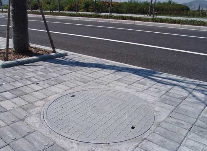 井盖为什么是圆的？